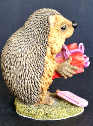 Vintage hedgehog figurine - hedgehog,