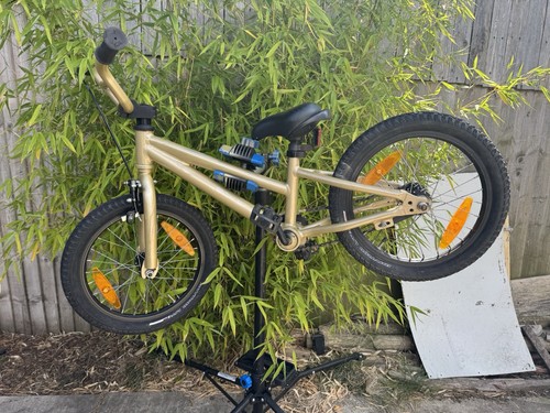 Specialized hotrock bike - specialized,