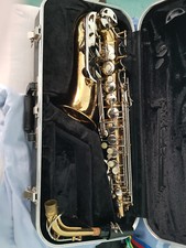 CONN 20M saxaphone