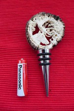 Wine stopper with fallow deer