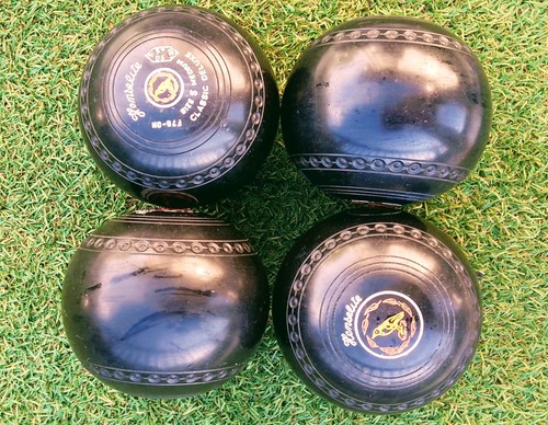 Henselite lawn bowls - ,