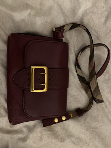 Burberry soft grain calfskin - ,