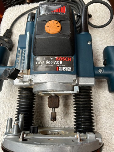 Bosch professional router