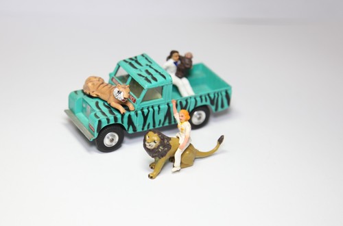 Corgi gift set daktari land - 7,