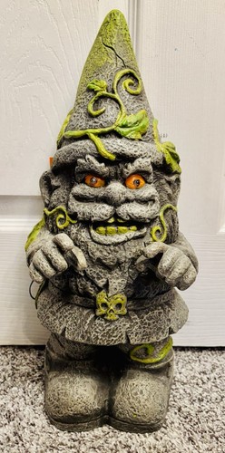 Hyde eek target - &,