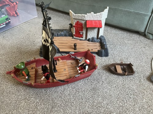 Playmobil pirate set - playmobil,
