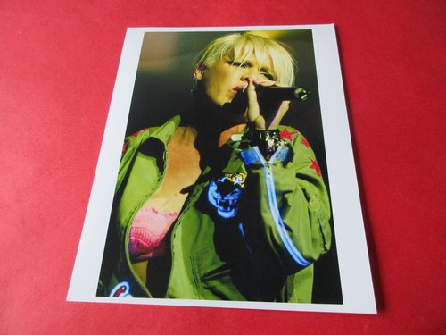 Pink alecia beth moore - alecia,