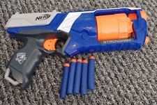 Nerf N-strike Elite Strongarm