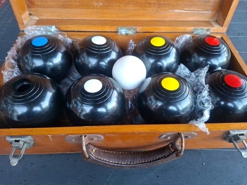 Banda carpet bowls - bowls, size