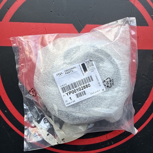 Genuine new vauxhall griffin - genuine,