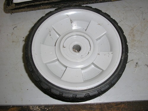 Mantis tiller wheel - ., new.