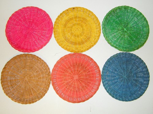 Woven wicker plate charger - 10",