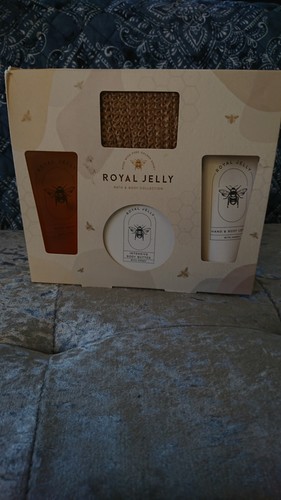 Royal jelly bath - m&s,
