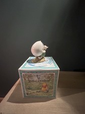 ROYAL DOULTON WINNIE THE POOH