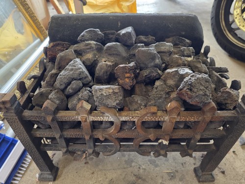 Gas coal effect - coal, cast