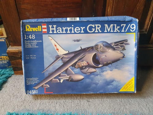 04581 revell harrier - harrier, gr
