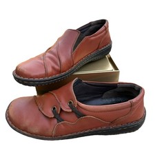 Loretta brown leather comfort
