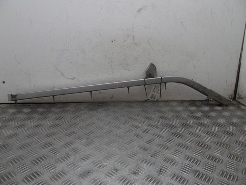 Nissan elgrand left passenger - nissan,