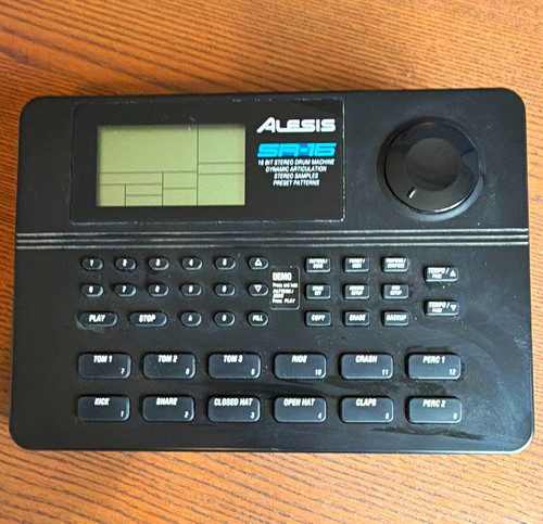 Alesis bit digital - sr-16, 16-bit