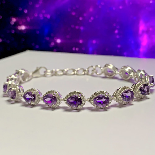 Natural pear cut purple - cut,
