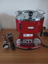 Delonghi Coffee Machine - Red