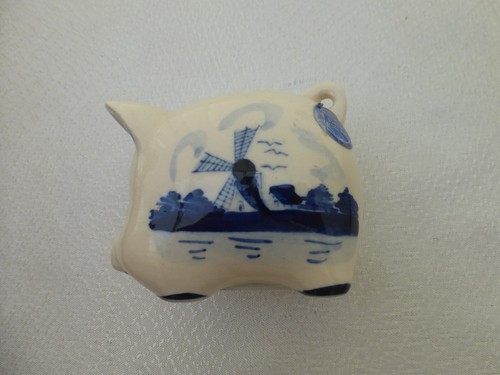 Delft blue piggy - bank, money
