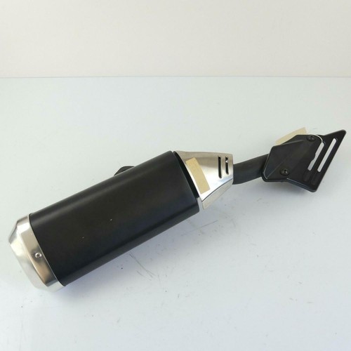 Suzuki gsx r1000 exhaust right - gsx,