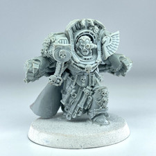 Marneus Calgar - Ultramarines