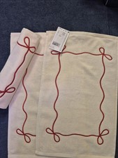 H&M HOME,Cream towel with red