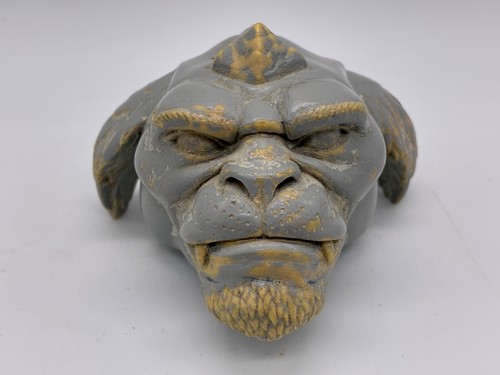 Prototype small soldiers - small,