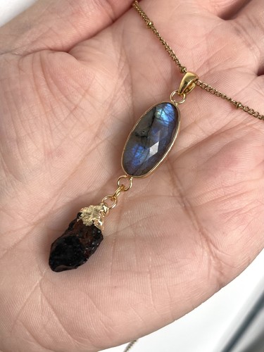 Flash labradorite and raw - labradorite,
