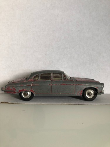 Corgi toys 238 jaguar - toys, mark