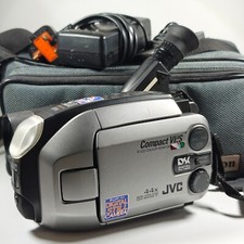 JVC GR-AXM500 VHSC Camcorder RARE 3" in LCD Analogue Video Camera, Charger, Bag