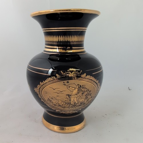 Greek vase black - with, gold
