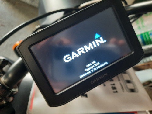 Garmin zumo motorcycle sat nav - zumo,