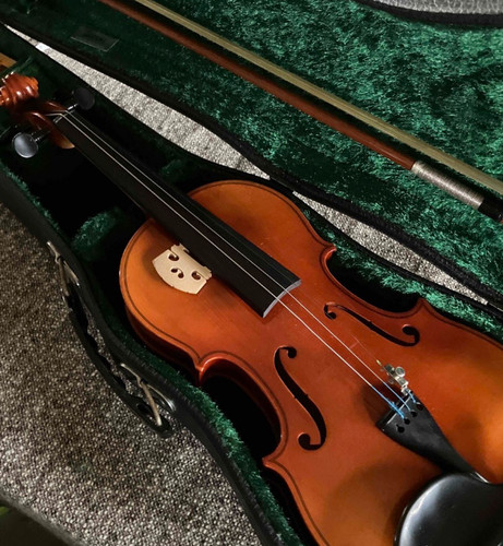 Used 220 violin 4 suzuki - no.220,