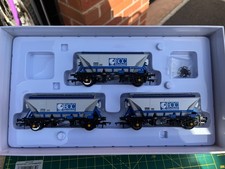 Accurascale 2523 OO Gauge 3 x