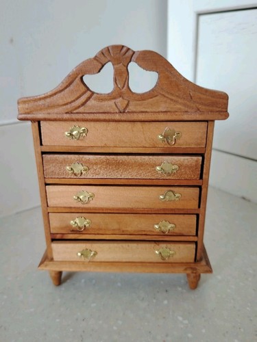Fab dolls house wooden - 1/12,