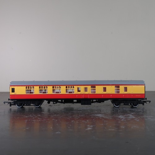 Hornby gauge 628 br mk1 - gauge,