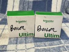 Schneider 13A DP Switched Fused Spur White Insert Brushed Chrome GU5510WBC (1)