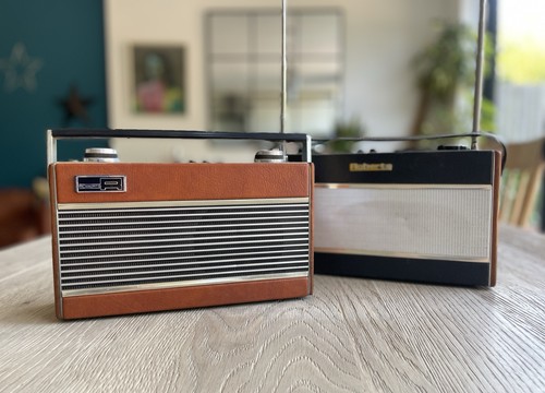 Roberts r25 r600 radios - r25,