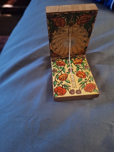 Folding diptych pocket - folding,