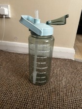 Water Bottles 2L BPA Free, with Straw, Gym Water Bottle, Time Marking, Portable