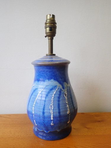 Vintage blue pottery - , table