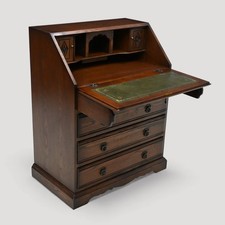 Old Charm Bureau With Fitted