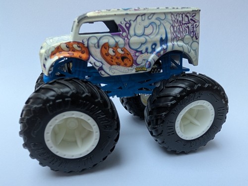 Monster jam hot wheels - monster,
