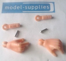 Action Man early grip hands