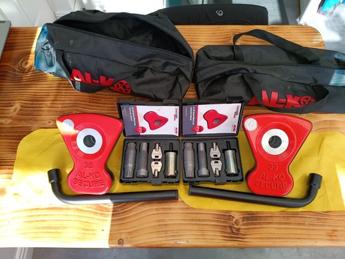Wheel locks x2 pair - wheel,