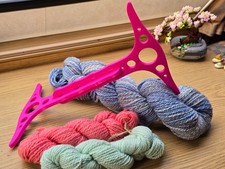 Niddy Noddy Yarn Winder Skein