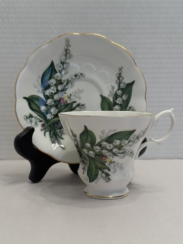 Royal albert lily - albert,